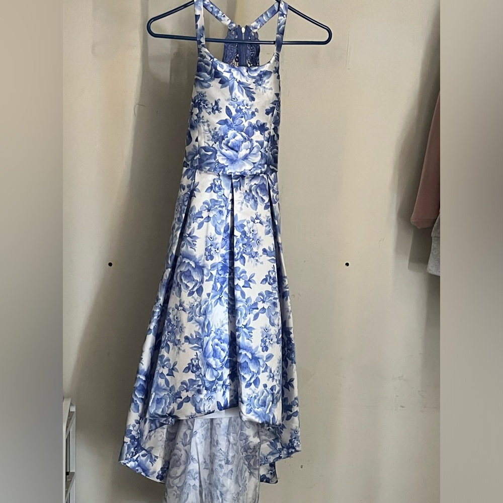 Speechless,16 (girls),blue and white
